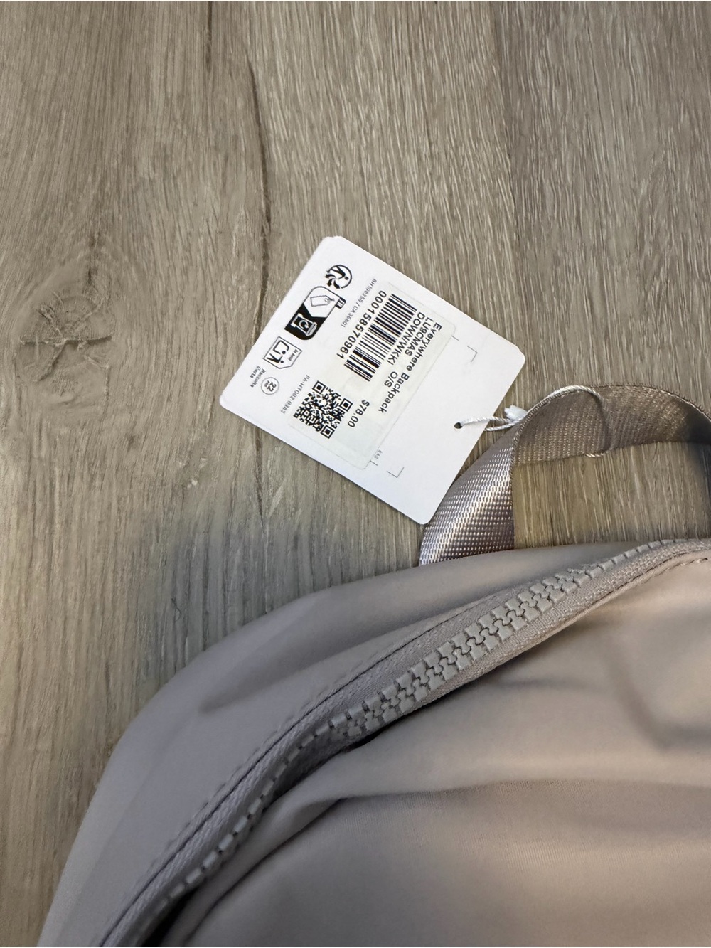 Lululemon Everywhere Backpack 22L Downtown Tan - Picture 2 of 4
